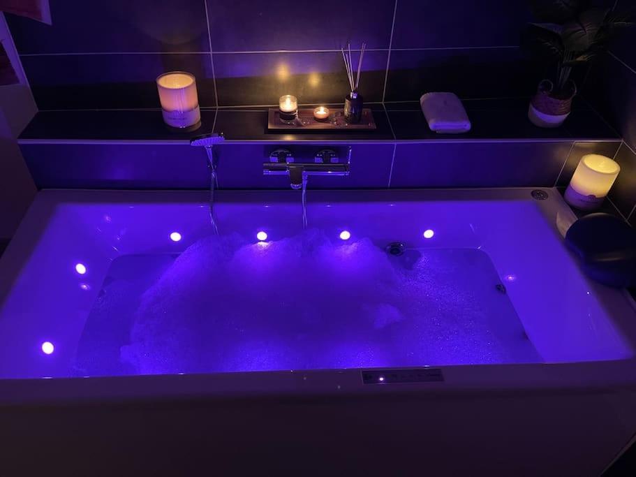 Suites Mana - La Perle Des Isles , Superbe Maison Art Deco Avec Balneotherapie Rethel Bagian luar foto